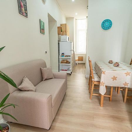 Casa Vacanze Decumano 18 Наполи Екстериор снимка