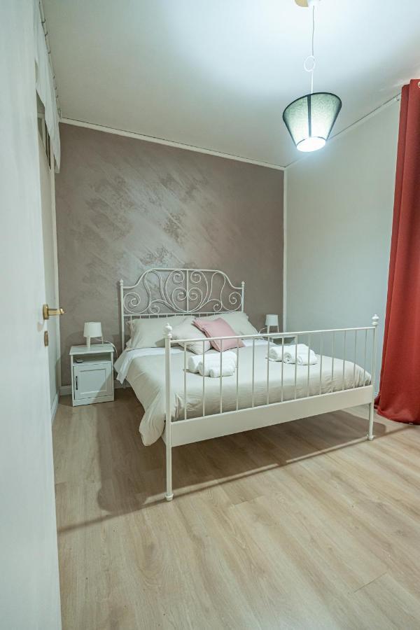 Casa Vacanze Decumano 18 Наполи Екстериор снимка