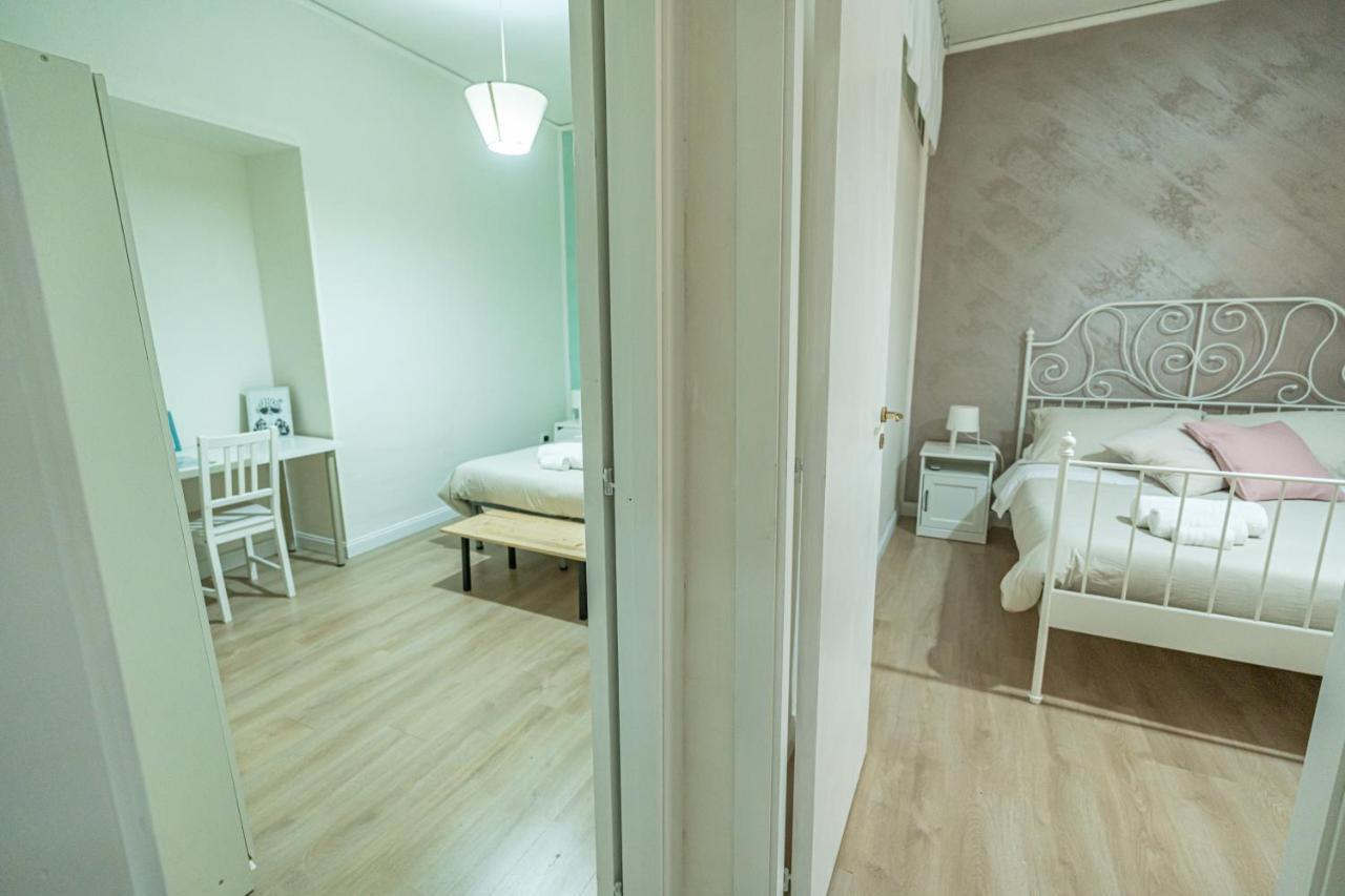 Casa Vacanze Decumano 18 Наполи Екстериор снимка